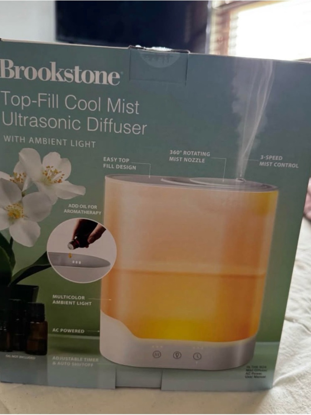 Brookstone Top-Fill Ultrasonic Diffuser in Teal and White